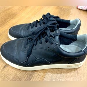 Everlane court sneakers black leather 8.5